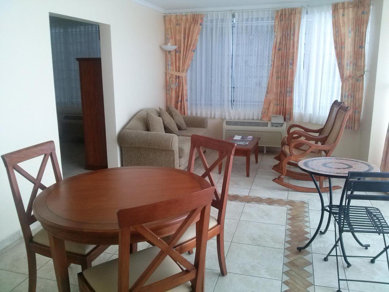 Hotel El Marques Atacames Szoba fotó