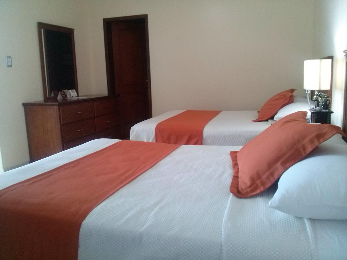 Hotel El Marques Atacames Kültér fotó
