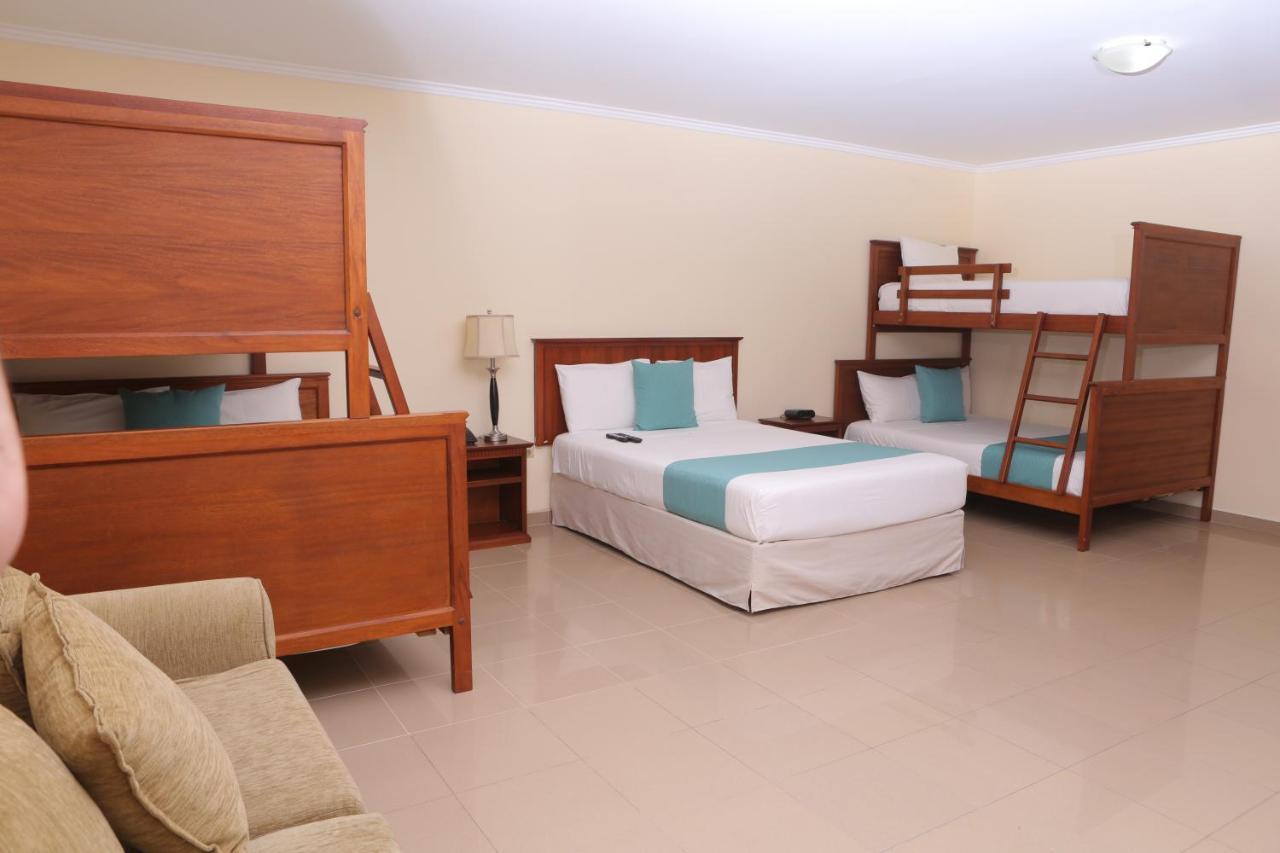 Hotel El Marques Atacames Kültér fotó